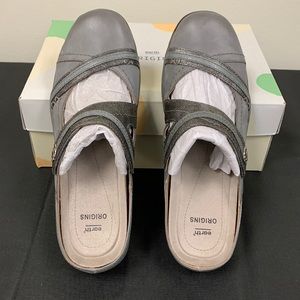 Earth Origins women’s sandals